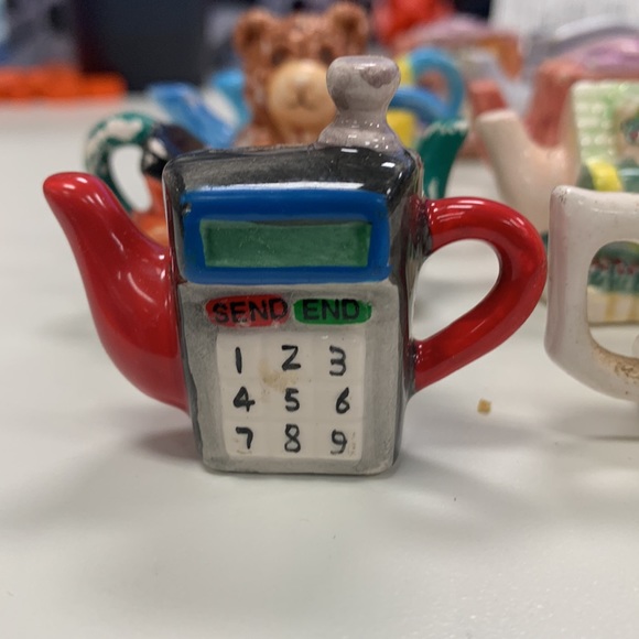 Wade Red Rose figurines - Picture 2 of 4